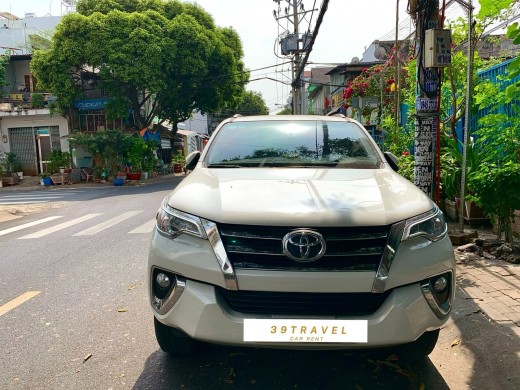 Cho Thuê Xe TOYOTA FORTUNER 2019